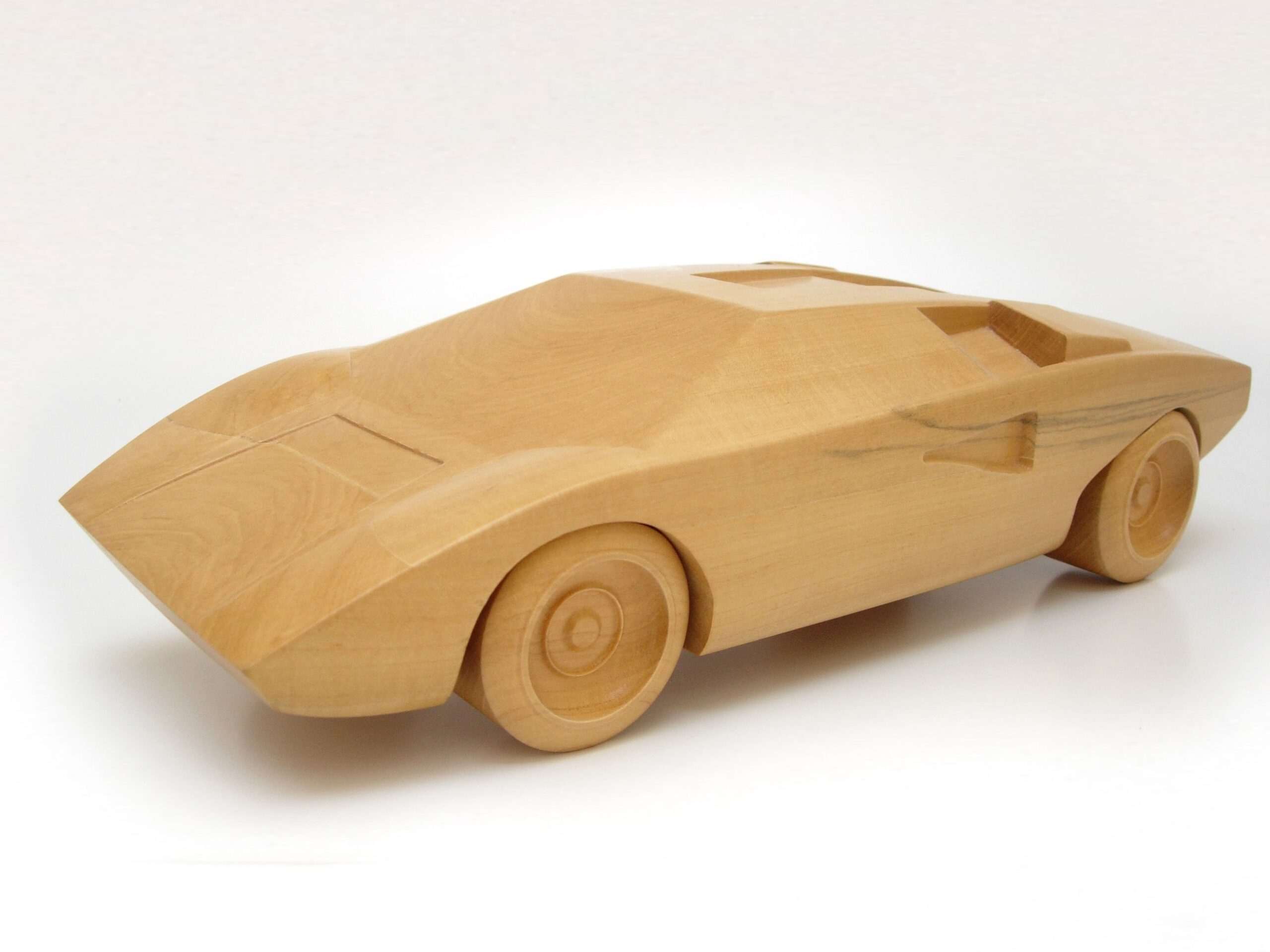 Desarrollos especiales y realizaciones artísticas-Maqueta | lamborghini countach-4