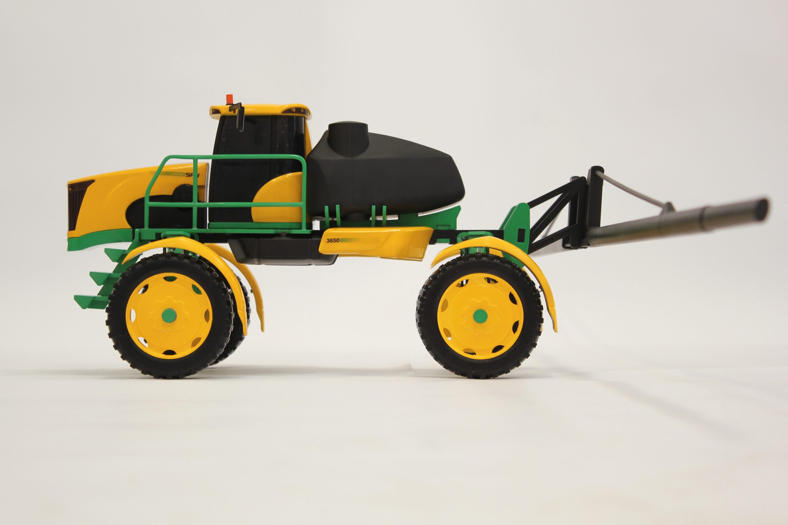 Maquetas hiperrealistas y prototipos-Maqueta | Pulverizadora-6