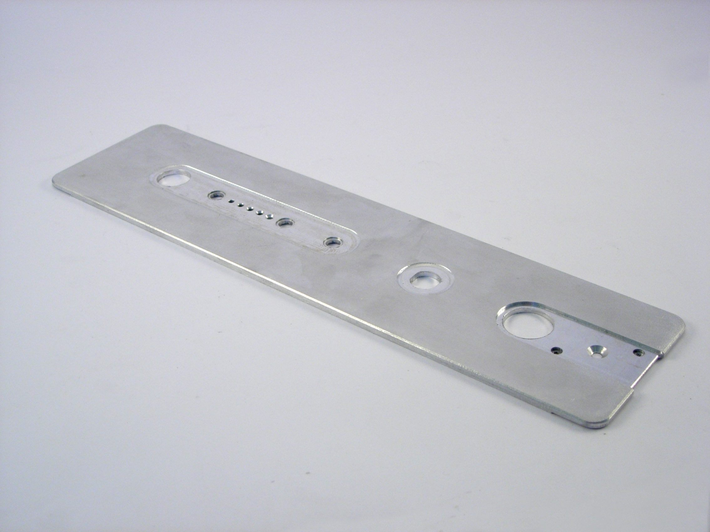 Series mecanizadas-Serie corta | Frente aluminio-1